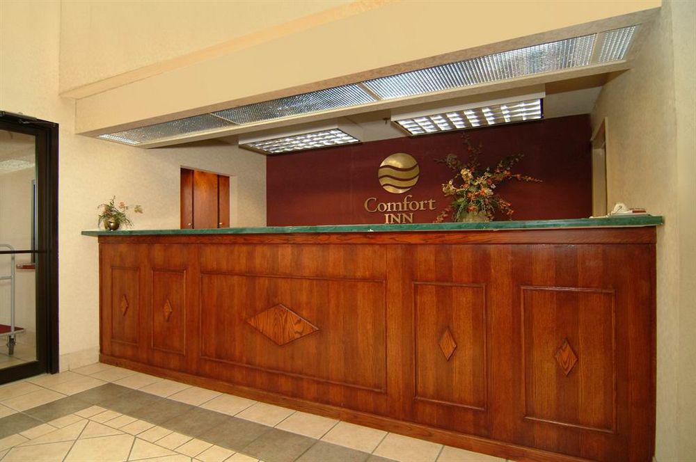 Quality Inn & Suites Пайн Блафф Экстерьер фото